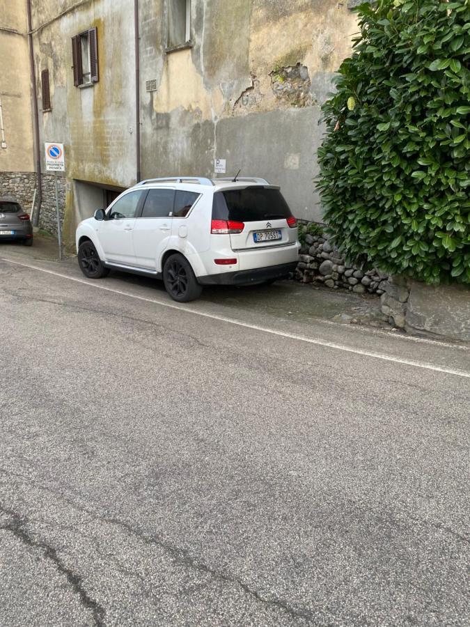 شقة Vicolo Forno Mercallo المظهر الخارجي الصورة